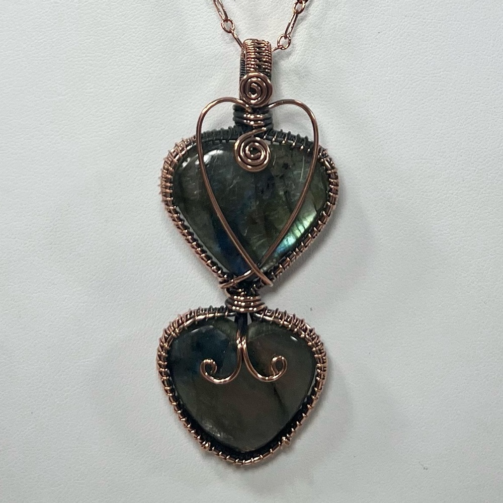 Copper Labradorite Vintage Style Hearts Gemstone Pendant